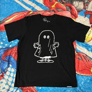 UNIQLO x KAWS x PEANUTS x SNOOPY Graphic Tee Shirt